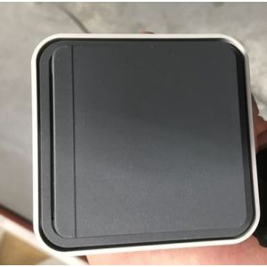Wandcontactdoos enkel voorkant